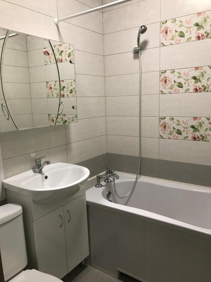 Apartments O.Polya Dnipro Luaran gambar